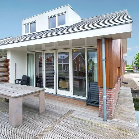 Holiday home Nice House With Dishwasher, Not Far From Amsterdam