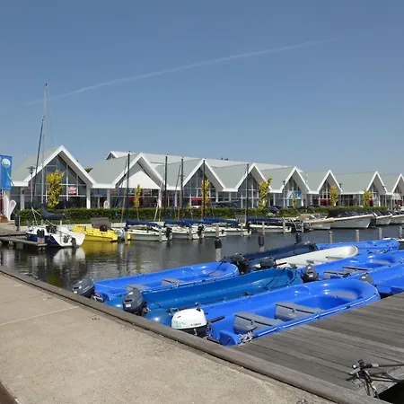 Nice House With Dishwasher, Not Far From Amsterdam *