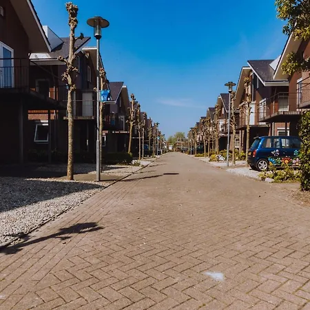 Nice House With Dishwasher, Not Far From Amsterdam Holiday home