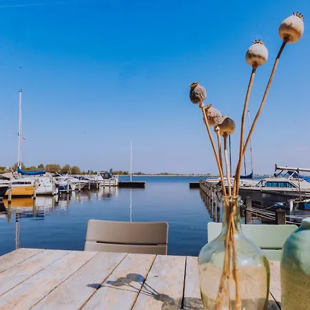 Nice House With Dishwasher, Not Far From Amsterdam Holiday home *
