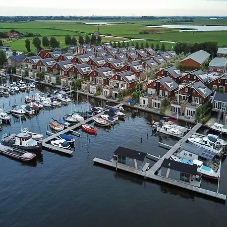 House With Dishwasher, Not Far From Amsterdam 別荘 *