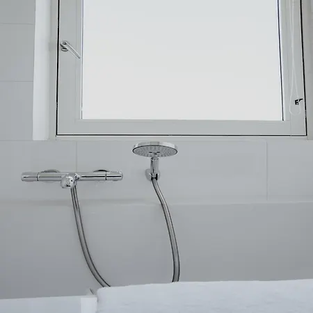 Houseboat In Waterpark With Private Dock בית נופש Uitgeest