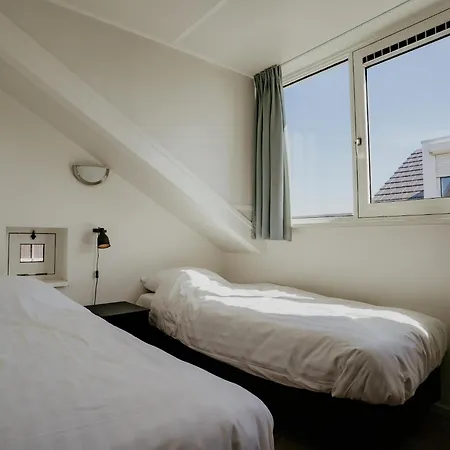 בית נופש Houseboat In Waterpark With Private Dock