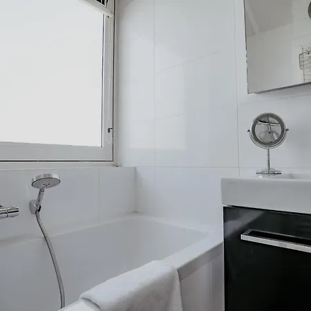 בית נופש Houseboat In Waterpark With Private Dock